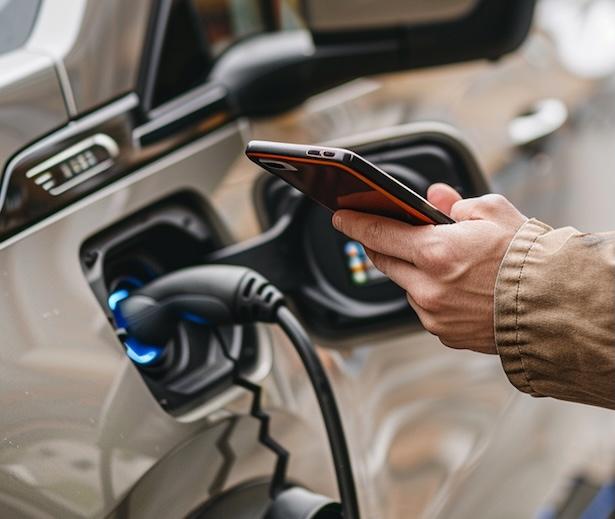 Vuoi ricaricare la tua auto elettrica in autonomia?